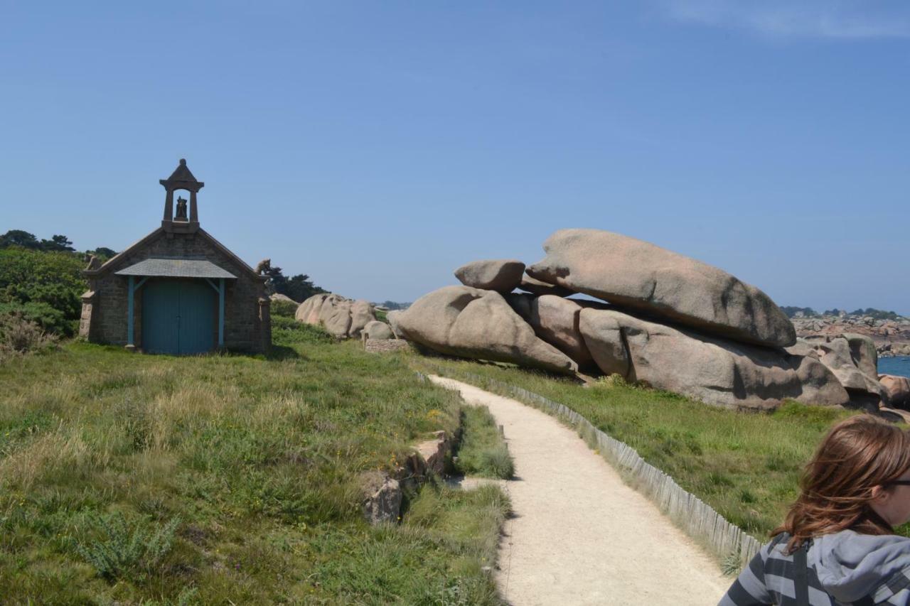 Gite De La Mer Sur Le Port De Plaisance De Lezardrieux Bretagne Eksteriør billede